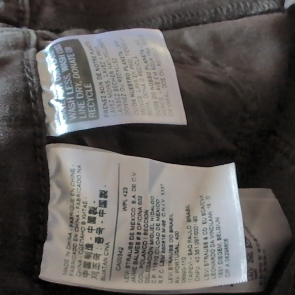 NWOT...LEVIS..MILE HIGH SUPER SKINNY STUDDED WOMEN'S JEANS... Size 26 - Picture 7 of 11